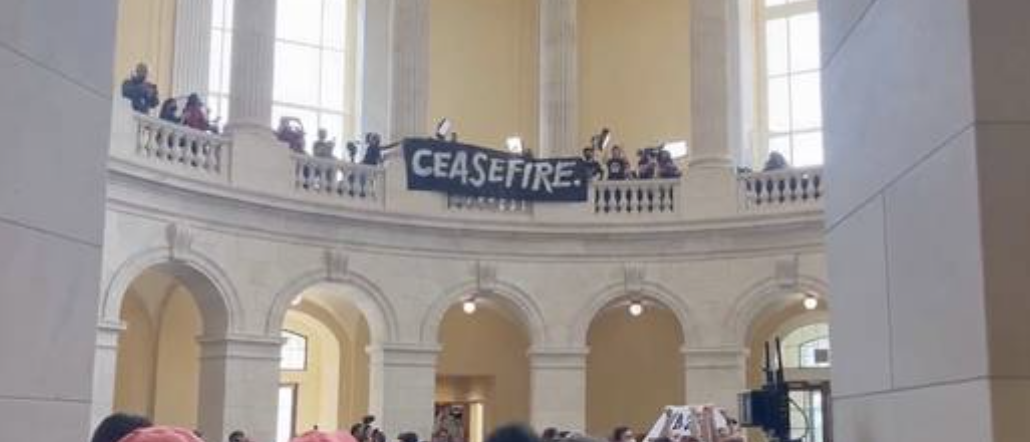 Anti-Jewish Protesters Break Into the Capitol